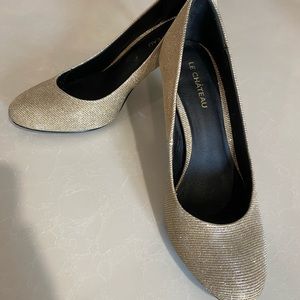 Le chateau sparkly heels